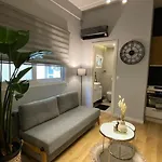 Central Spot דירה